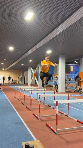 #jump #jumping #hurdledrills #hurdler #hurdles #athletics #athlete #training #run #running #sports