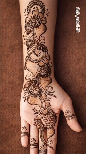 Easy mehndi design for front hand // New stylish arabic mehndi design 😍🌿#mehndi #shorts #viral.