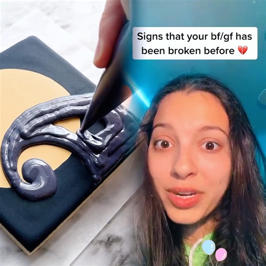 Signs that they are broken 💔 THE LAST ONE especially 🥺#heartbroken #breakup #relationshiptips