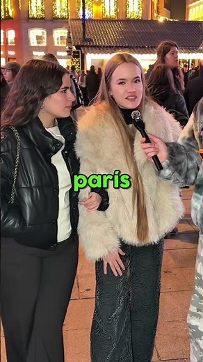 In which country is the Eiffel Tower located? 🤔