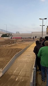 One more shot of Jermaine and his RC8B4.1! #WeAreAE #TeamAssociatedRC #RC8B4.1 | Team Associated
