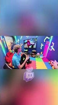 Ils me trouvent ! Cache-cache ultime dans le jeu vidéo ultime ! #shorts