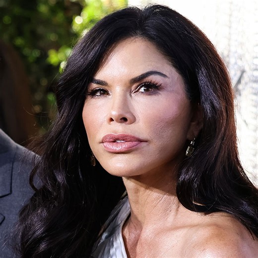 The Internet Is Losing It After Seeing A Resurfaced Clip Of Lauren Sanchez As A Newscaster: Interviewing Bill Clinton In 2010: ‘she Was And Is A Huge Flirt’