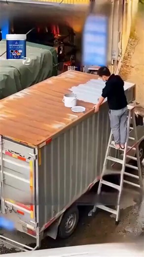 🛡️ Peau de conversion anti-intempéries et anti-rouille pour métaux - Protection durable et écologique ! Élimination efficace de la rouille : transforme la rouille en une couche protectrice stable qui empêche toute corrosion ultérieure. Barrière anti-intempéries : Protège contre la pluie, l'humidité et les rayons UV, adapté à une utilisation intérieure et extérieure. Écologique et non toxique : formule à base d'eau, faible teneur en COV, respectueux de l'environnement et sûr à utiliser. Options 