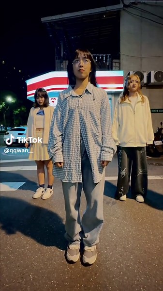 米奇妙妙屋精彩重現，舞蹈與影像同時驚艷