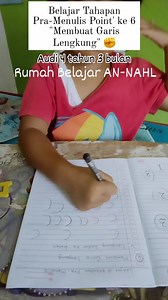 Belajar Tahapan Pra-Menulis Point' ke 6 "Membuat Garis Lengkung" ✊ Dengan kegiatan ini, Anak belajar mengenal dan membuat garis Lengkung sambil mengenal konsep Kanan dan Kiri✅ Audi 4 tahun 3 bulan 🌙 Rumah Belajar AN-NAHL 🏡 #reels #reelsviral #idebelajar #idebermain #balita #prasekolah #paud #tk #mengenalgaris #membuatgaris #jangkauanluas #jalurlangit #fypjalurlangit #kreatorpemula #lampung #NindyPuspitaSari | Nindy Puspita Sari