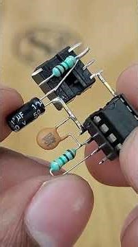 Build a DIY Police Light Circuit #srelectric #diy #experiment