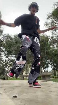 Shuffle dance dragon
