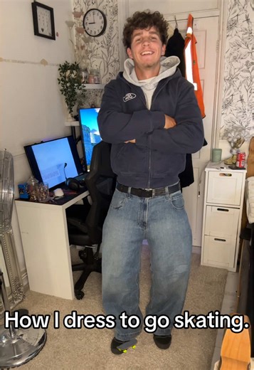 Love this jacket 😍. #fyp #fashiontiktok #fashion #baggyjeans #baggyclothes