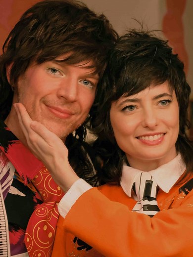 Happy Halloween Costumes Ideas from SNL & Twins