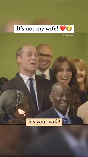 Who’s pinching my bottom-” asked Prince William yesterday, and after one lady pointed at Catherine, he said “it’s not my wife!” 😂❤️ Oh I can’t with these two!! 😅 #princessofwales #katemiddleton #duchessofcambridge #princesskate #princesscatherine #princesscatherineofwales #princeandprincessofwales #duchesskate #katemiddletonstyle #duchesscatherine #catherinemiddleton #royals #royalstylewatch #britishroyals #britishroyalfamily #walesfamily #royalnews #duchessofcornwall #kateandwilliam #royalty 