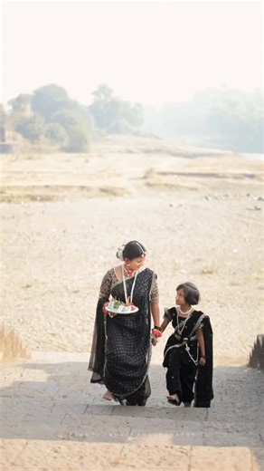 Sayli sumit | makar Sankranti special shoot... 💕 @sayli_makeup_skin_hair_care @shivnya_7519 #sankrantishoot #mekup #makarsankrantispecial❤️... | Instagram