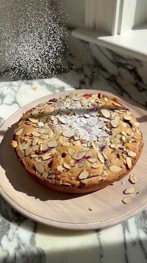 One Bowl Strawberry Almond Cake Recipe