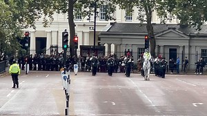 Watching Band and Bugles of The Rifles march towards Buckingham Palace with Queen’s Gurkha Engineers. queens Gurkhas engineers #gurkha The Band and of The Rifles Visit London Metropolitan Police Service #everyonefollowers | Foley’s Photos - sunrise