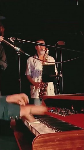 Rockin’ Boogie Woogie Piano Solo with a full band on 🔥🔥!