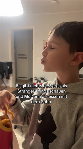 Stranger Things   Mc Donalds = Liebe ❤️ #strangerthings #strangerthings5