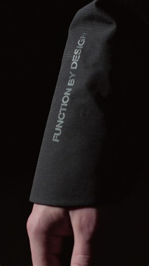 FXD WO.2 3-LAYER BONDED RAIN JACKET IS A HIGH-PERFORMANCE WATERPROOF OUTERWEAR WORK JACKET FEATURING FULLY SEALED SEAMS, BREATHABLE WATER AND WIND PROOF NYLON CANVAS FABRIC, AND A DURABLE PFC-FREE WATER REPELLENT FINISH. WO.2 3-LAYER BONDED RAIN JACKET FEATURES… • DURABLE NYLON CANVAS WITH SOFT KNIT LAMINATED BACKER IS WINDPROOF, 10K WATERPROOF AND 5K BREATHABLE • FULLY SEALED SEAMS • DURABLE WATER REPELLENT FINISH •WATERPROOF ZIPS • NYLON RIPSTOP HIGH WEAR ZONE PANELS • POLYESTER RIPSTOP FRONT 