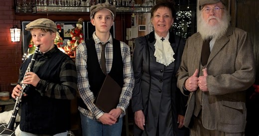 Filip en Riet brengen voor laatste keer kerstverhaal in feeëriek decor: “Bij ons hoeft niemand alleen te zijn”