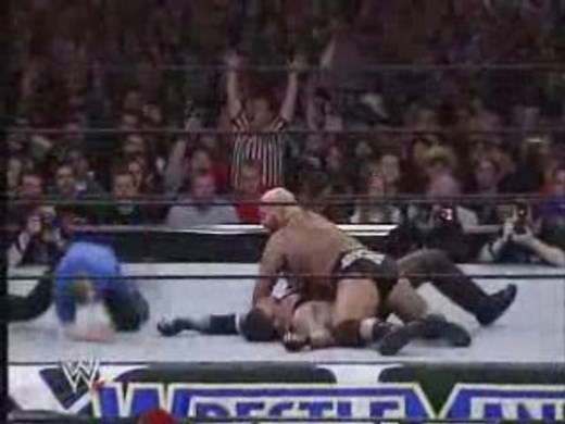 The Undertaker vs The Big Show & A-Train(WrestleMania 19)