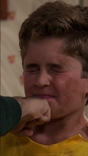 Punch Time?! #TheGoldbergs #SeanGiambrone