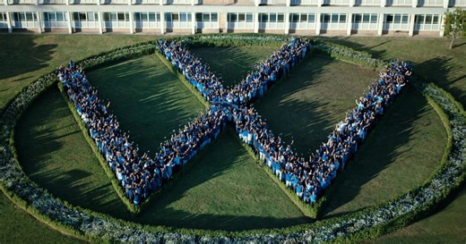 WATCH | Volkswagen workers form human logo in nostalgic ad revival