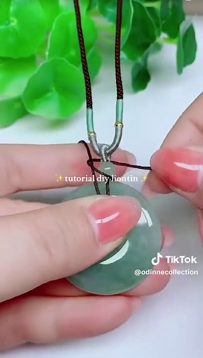 Tutorial DIY Liontin dengan Kristal