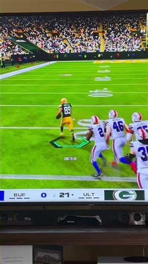 Amazing punt return