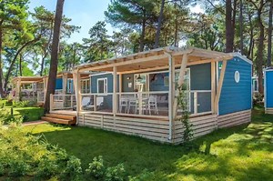 **** First Minute Offer **** Don't wait until summer! Choose your perfect mobile home and book now with 10% discount. http://bit.ly/First_minute_offer | Valamar Camping Lanterna