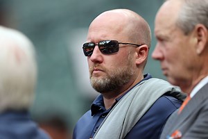 "Wins the World Series and starts purging the franchise", "Makes literally no sense" - MLB Twitter reacts to Houston Astros firing GM James Click just days after winning World Series