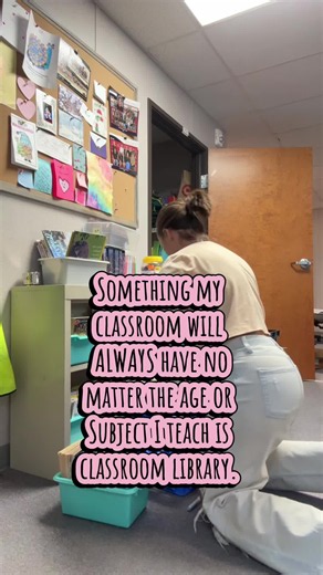 No matter the age or subject I teach, I’ll always have a least a little mini library. Always. #teacher #classroom #booklover #classroomsetup #teacherlife