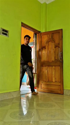 Your Arif and Tufan on Instagram: "Boy's struggle 😩 #bengalicomedy #funny #vairal #arifandtufan #trendingreels"