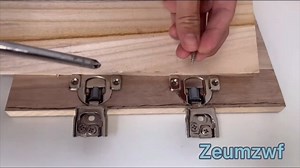 Watch Hinge installation video on Amazon Live