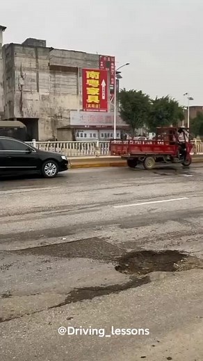 #drivinglessons #drivingschool #driverslicense #drivingrules #trafficrules #drivingtips #electricvehicle #electriccar #car #driving #how #Xsilence