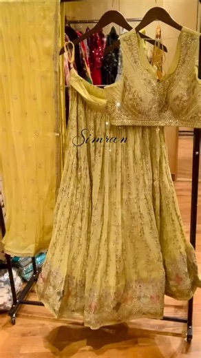 Simran Exclusive on Instagram: "💰 Price: $299.99 💎 Product Name: YS-4440 📏 Size: 42 📲 Order on our App & Get 10% OFF 🎁 Use Code: WELCOME10 📥 Download Now – Simran Exclusive Clothing 📍 New Jersey 🇺🇸 📍Surrey 🇨🇦 🚚 Worldwide Shipping Available 📞 Toll Free: 1888-212-3212 🌐 www.simranexclusive.com #LehengaLove #LehengaCholi #IndianEthnicWear #DesiFashion #EthnicStyle #TraditionalWear #IndianOutfit#YellowLehenga #SunshineYellow #HaldiLehenga #PastelYellow #EmbroideredLehenga #HandworkLeh