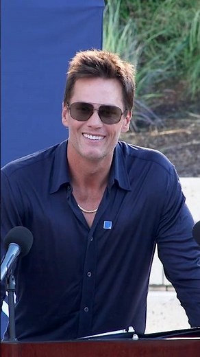 Tom Brady Trolls Jets Fans During Statue Unveiling Ceremony | #shorts #nfl #patriots #football