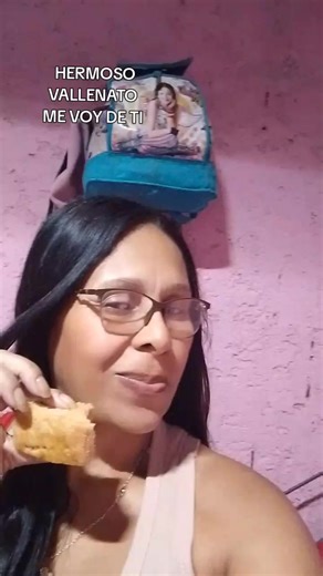 Videos de la morena amada 😘 (@lamorena_amada.1) con “sonido original - HR, MUSICAL”