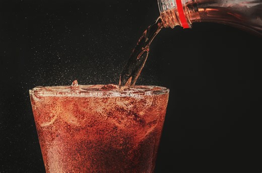 Should investors buy Coca-Cola stock before April 28?