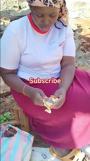 Evening Life in Our African Village🌴 Peeling Potatoes🫚 #africanvillagelife #viralshorts #trending