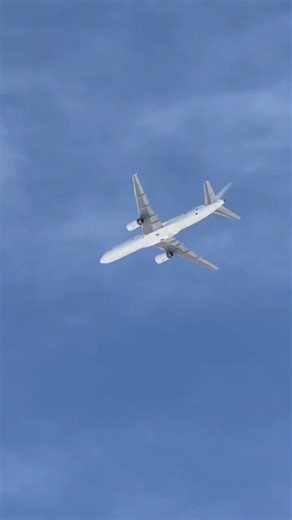 Boeing C-32B #shorts #planespotting