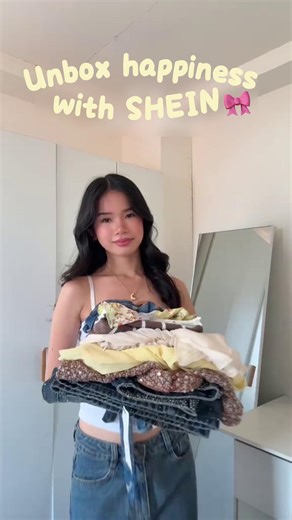 Simple but never basic. Loving how these pieces come together! #SimpleStyle #NotBasic #EffortlessChic #FashionInspo #DailyOutfit