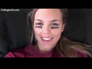 Sexy college girl striping in amateur video