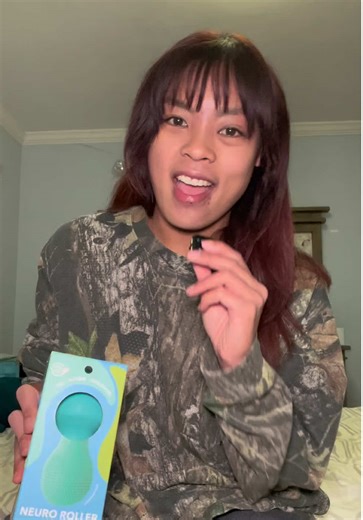 @rad_roller has been my saving grace!!! PLANTAR FASCIITIS BE GONE👋🏽 get 15% off using code MARIEL15 and link: https://radroller.com/discount/MARIEL15 #radrollerpartner #teamrad