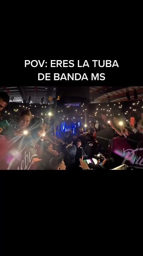 Así se ve un concierto desde la tuba de #BandaMS 🙌🏼🔥 @Roberto Sánchez