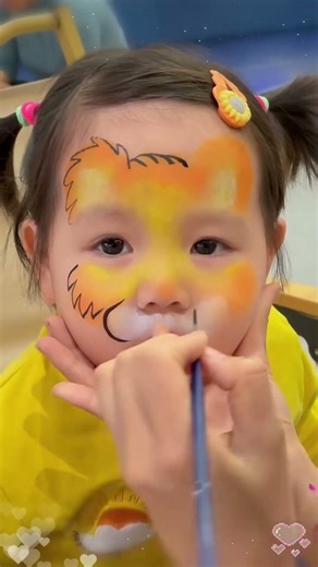 The cute doll face painting series is really cute#face painting