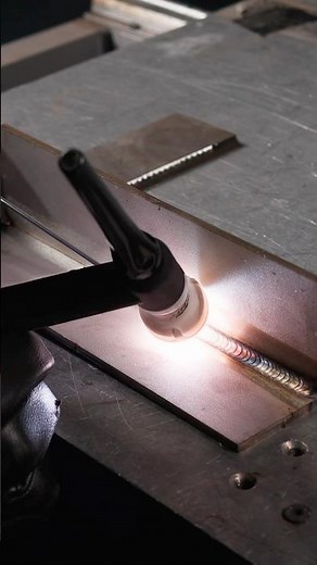 TIG stainless steel with ease using the ENVY MULTI 195’s Smart Set program.#unimig #welding #tigweld