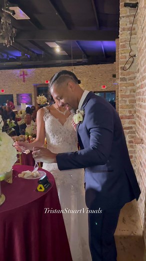 Safe to say the #weddingcake was Delicious! #Bride & #Groom feeding one another cake during their reception | Tristan Stuart Visuals