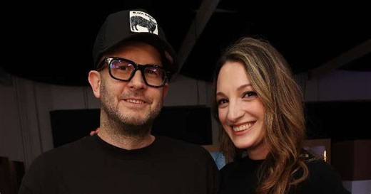 Grafik Tomáš Břínek (44) alias TMBK: Má druhého syna!