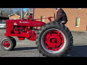 Lot 35 -1954 Farmall Super MTA - Tractor Brown's Museum Auction