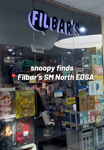 snoopy finds at #filbars SM North!! comment if y’all want an unboxingg 🤭 #snoopy #snoopyfinds #peanuts #collectibles