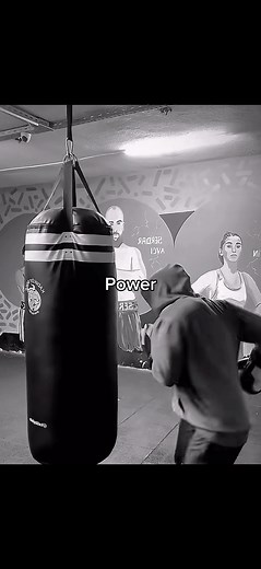 Powerful Boxing Punches - Explosive and Fast Knockouts